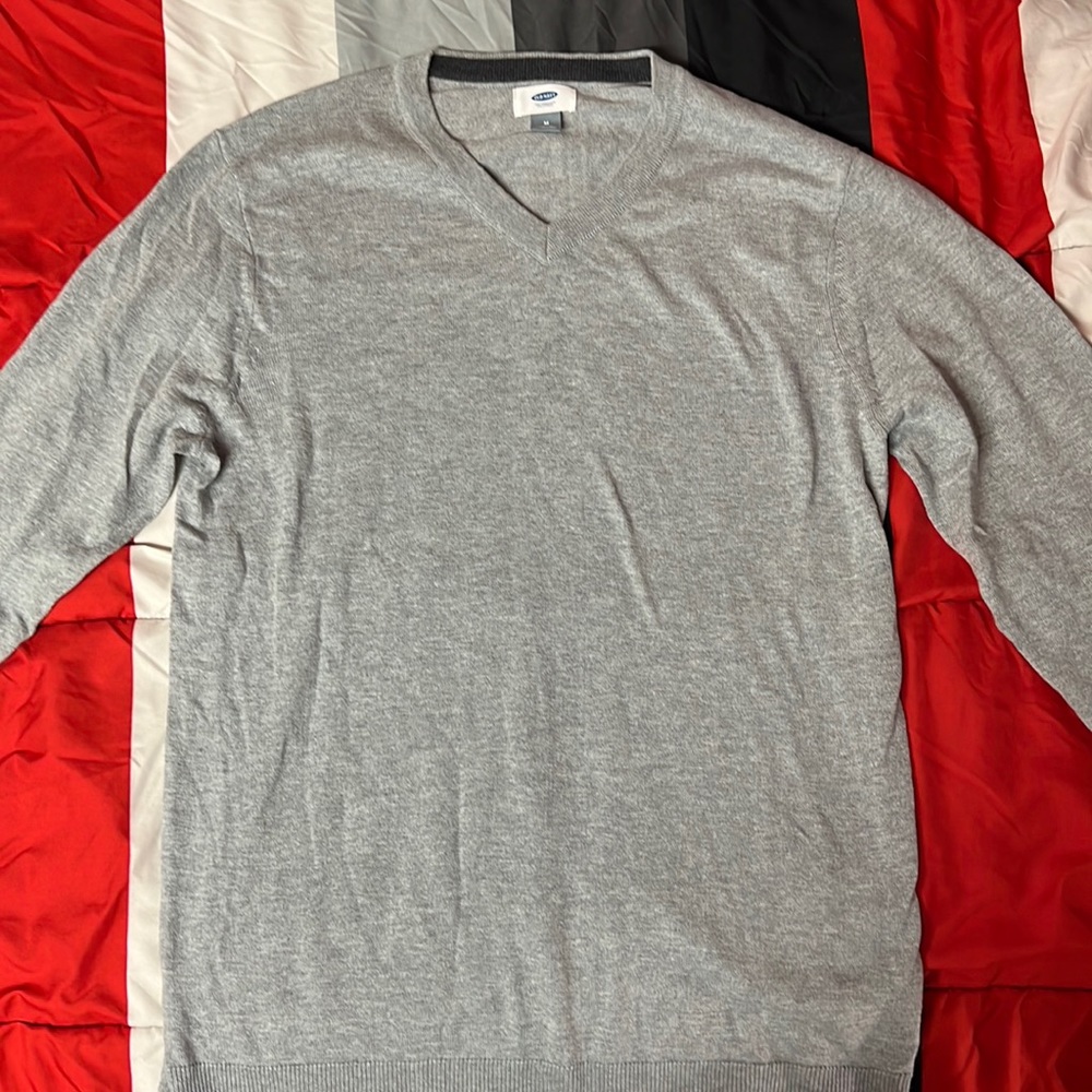 Mens Grey “Old Navy” V-Neck Sweatshirt